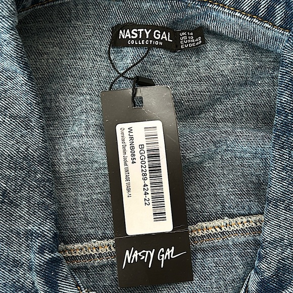 Nasty Gal Collection NWT Vintage Wash Oversized Denim Jean Jacket **Sz 10**🌸🌸 - Picture 4 of 4
